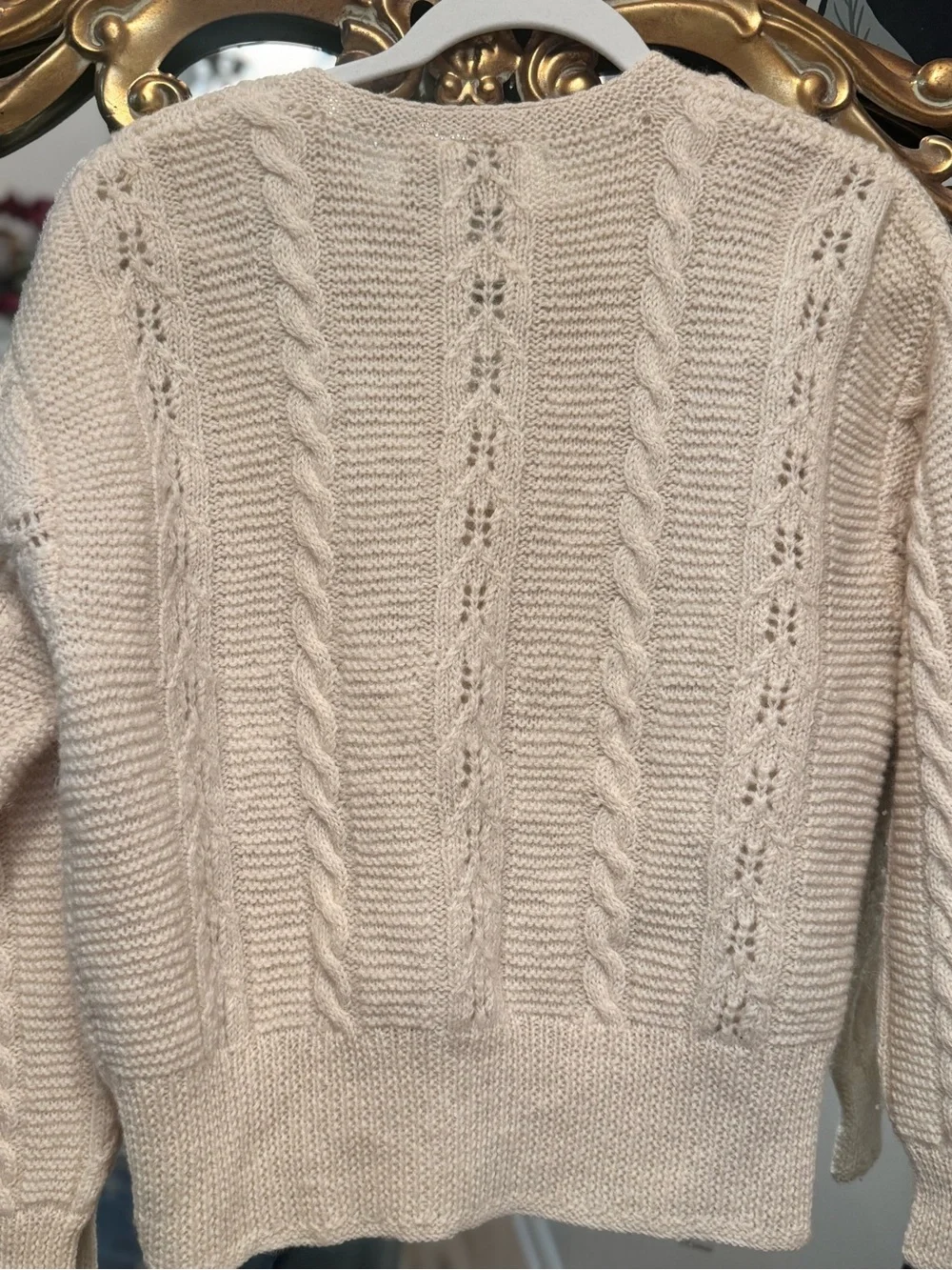 J.G. HOOK | Vintage Cream Cable Knit Button-Front Women's Sweater / Size M
